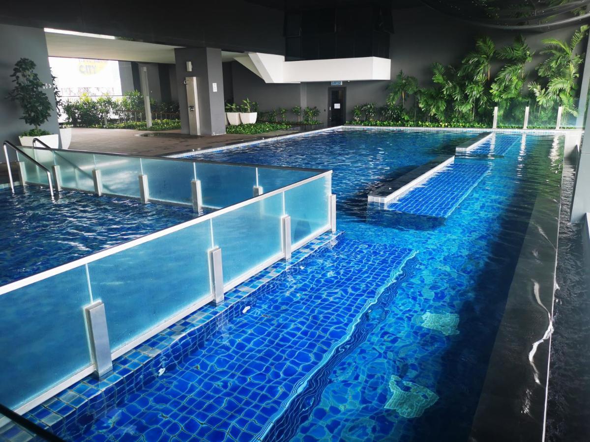 M City Lake View Klccampang Kuala Lumpur Extérieur photo